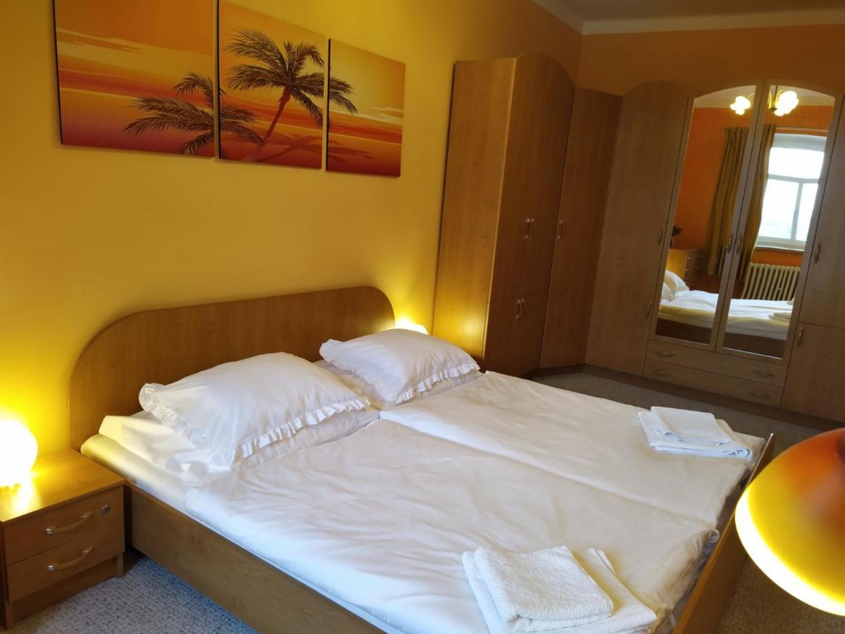 Apartmany Zatec Buitenkant foto